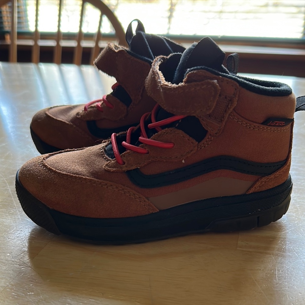 Toddler Vans MTE Mini Crest